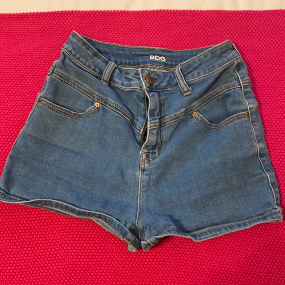 BDG High Waisted Jean Shorts Size 28
